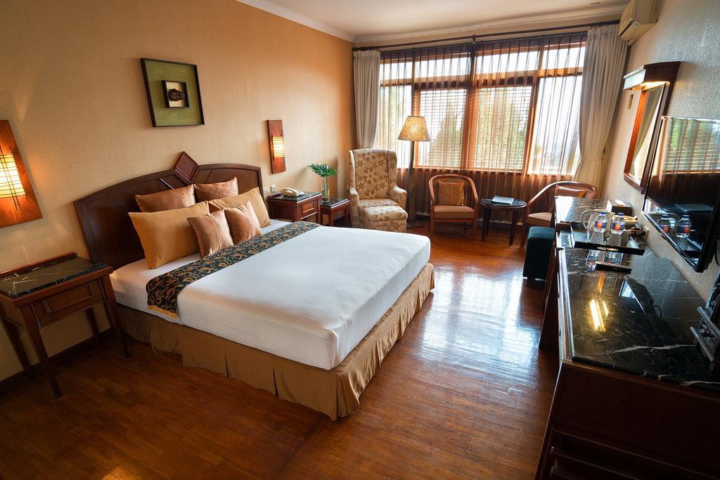 The Valley Resort Hotel Cimenyan 외부 사진